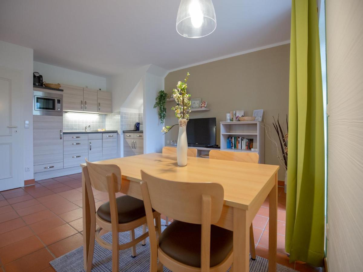 Feriendorf Rugana - Komfort Appartement Mit 1 Schlafzimmer Und Terrasse B52 Dranske Dış mekan fotoğraf