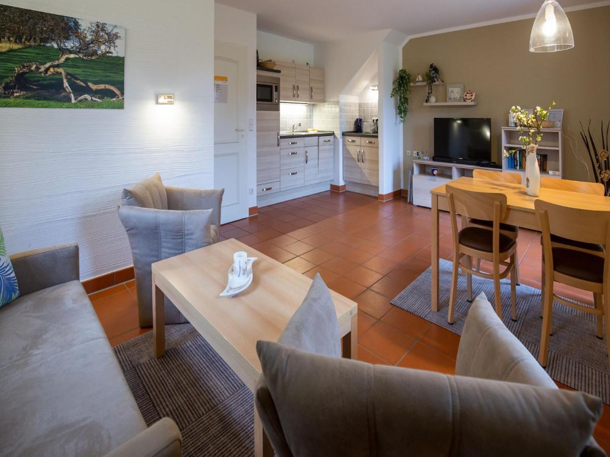 Feriendorf Rugana - Komfort Appartement Mit 1 Schlafzimmer Und Terrasse B52 Dranske Dış mekan fotoğraf